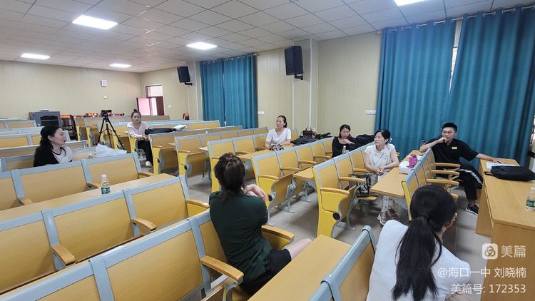 “牵手帮扶,美育同行”――“海南省教育厅椰苗行动计划”海南师范大学项目组白沙研修